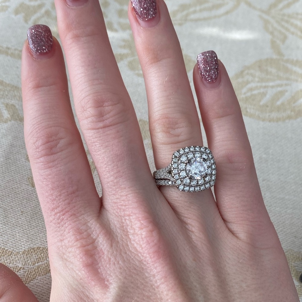 Tinnivi wedding set. Sterling silver. Size 6.